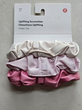 lululemon athletica Uplifting Scrunchies 3-Pack — White, Light Pink & Pink